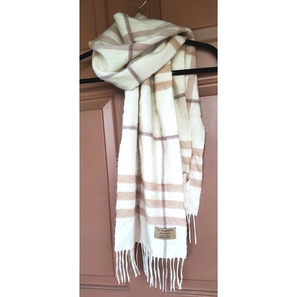Burberry Cashmere Cream Scarf